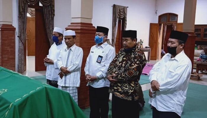 Makna Azaliy dan Abadiy