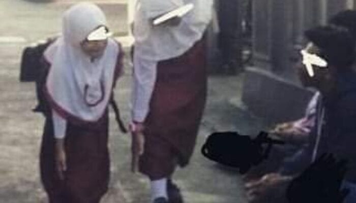 Larangan Membungkuk Untuk Menghormati Manusia